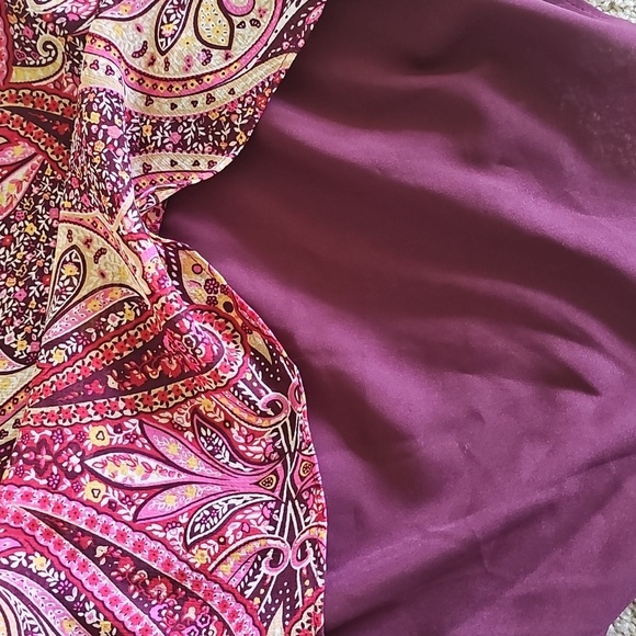 Ann Taylor Pink and Red Graphic Blouse with Mandarin Collar - Picture 8 of 8